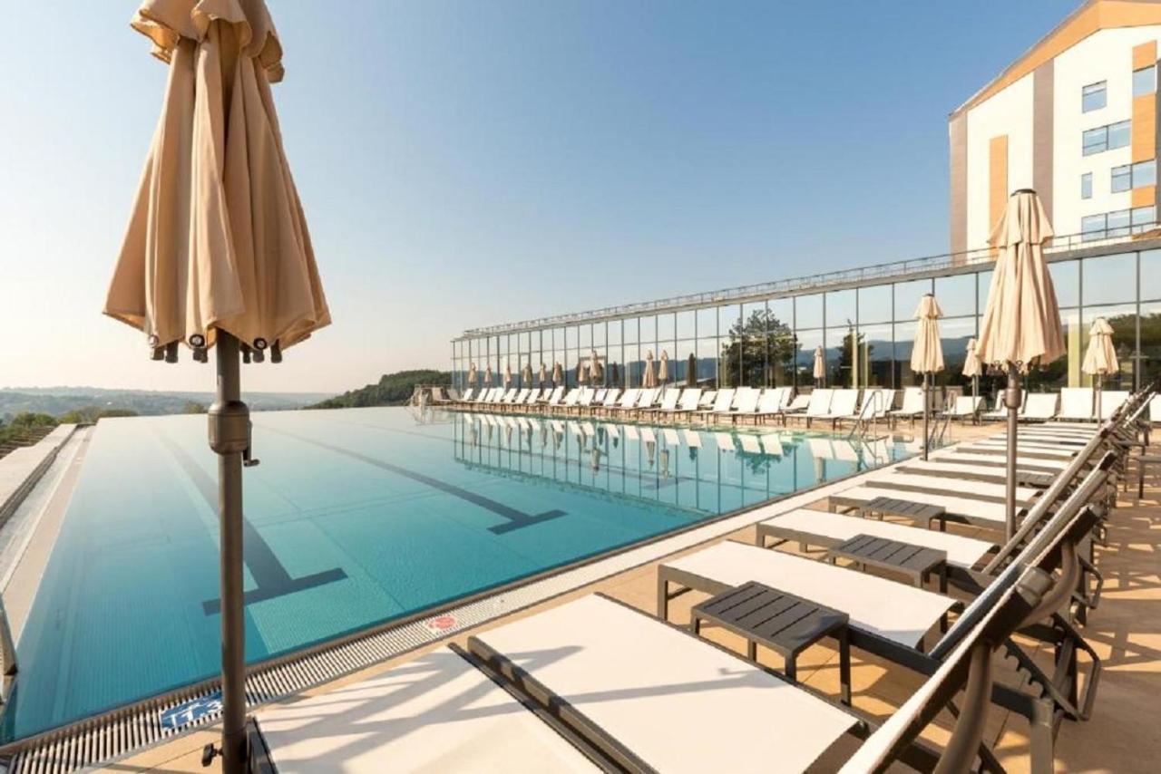 Etno Naselje Vrdnicka Kula Hotel