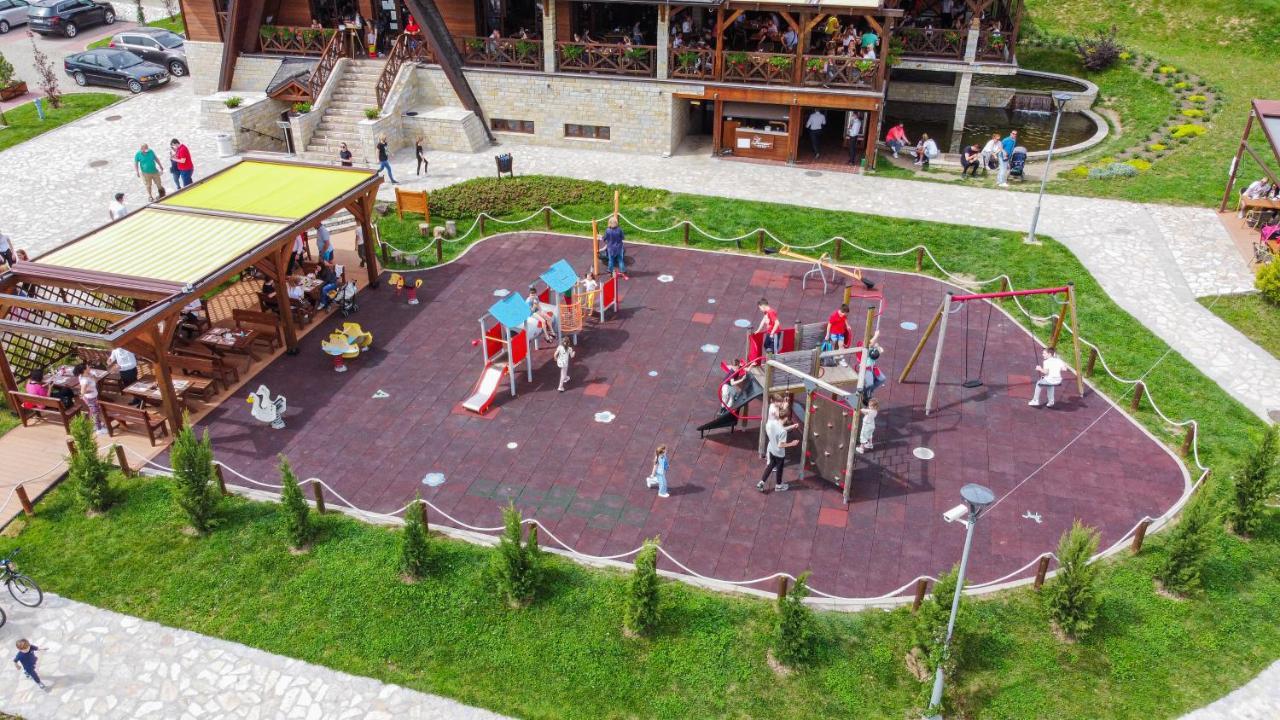 Отель Etno Naselje Vrdnicka Kula 4*